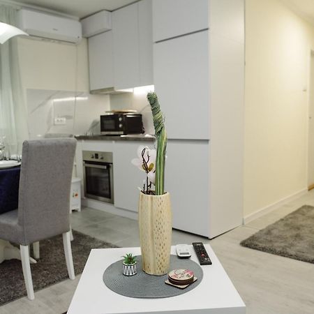 Dill Apartment Subotica Dış mekan fotoğraf